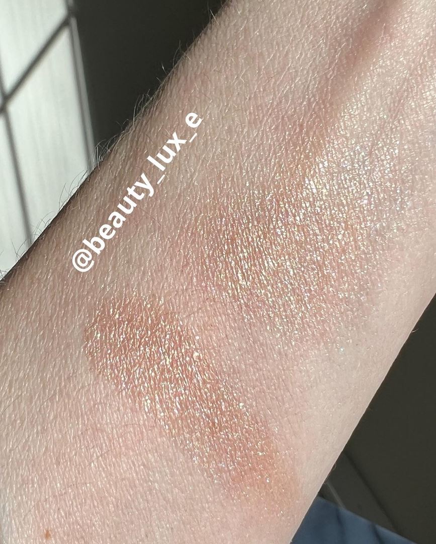 Dior Forever Couture Luminizer Summer 2022 - Swatches