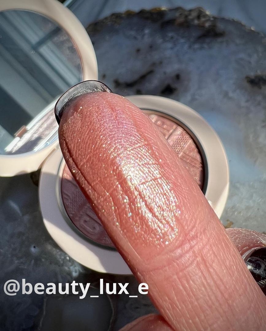 Dior Forever Couture Luminizer Summer 2022 - Swatches