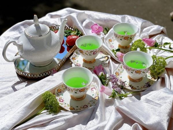 Планы на выходные: вечеринка в стиле «Сплетницы», день рождения музея «Гараж» и пьяное чаепитие в Capito