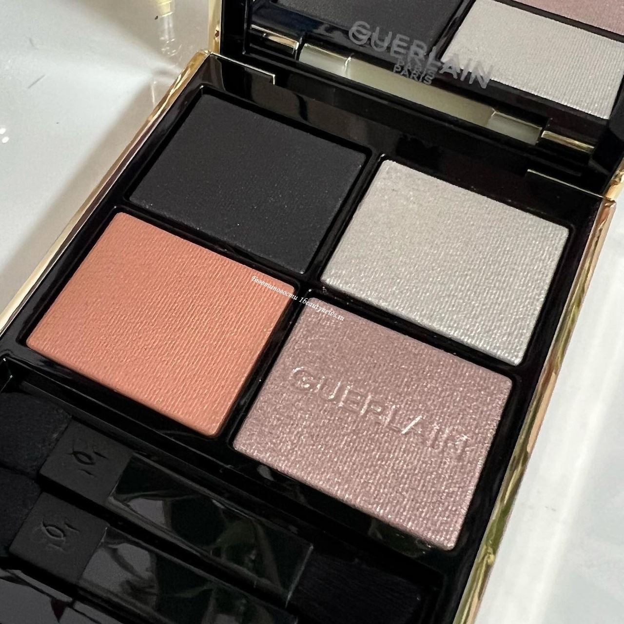 Guerlain Ombres G Eyeshadow Palette 2022 - 011 Imperial Moon - Swatches
