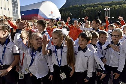 Стало известно о максимальной загрузке детских лагерей в России
